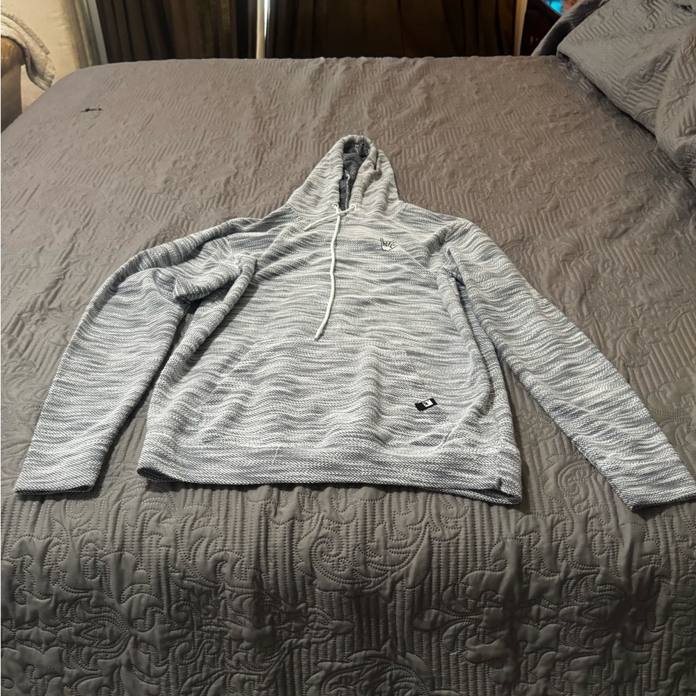 Men’s sz L light weight pullover